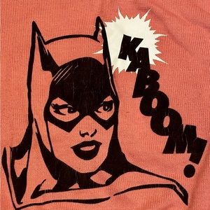 DC Comics, Batgirl, Pink Sweater M. Limited Edition NWOT